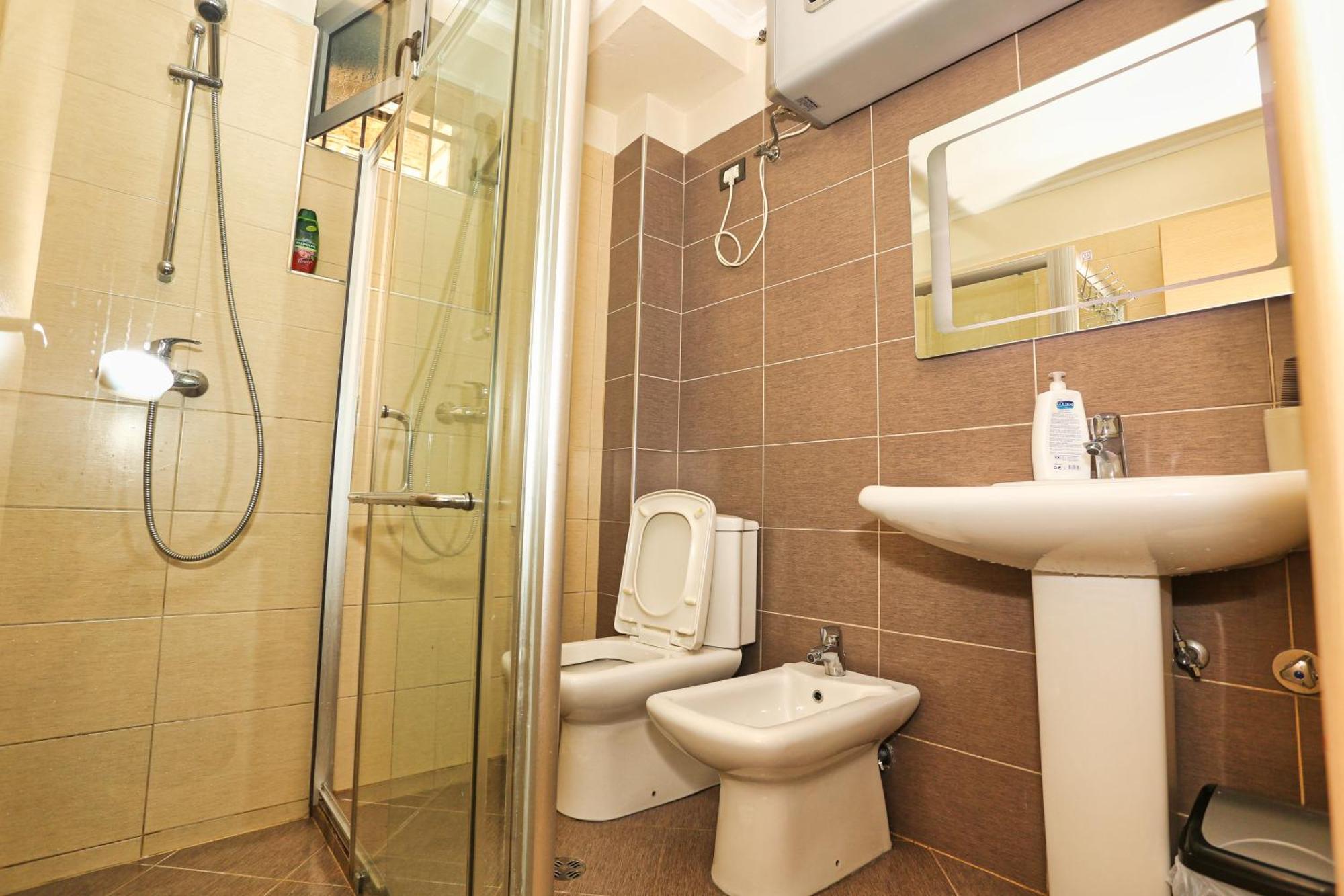 R&B City Center Apartment Tirana Exterior photo