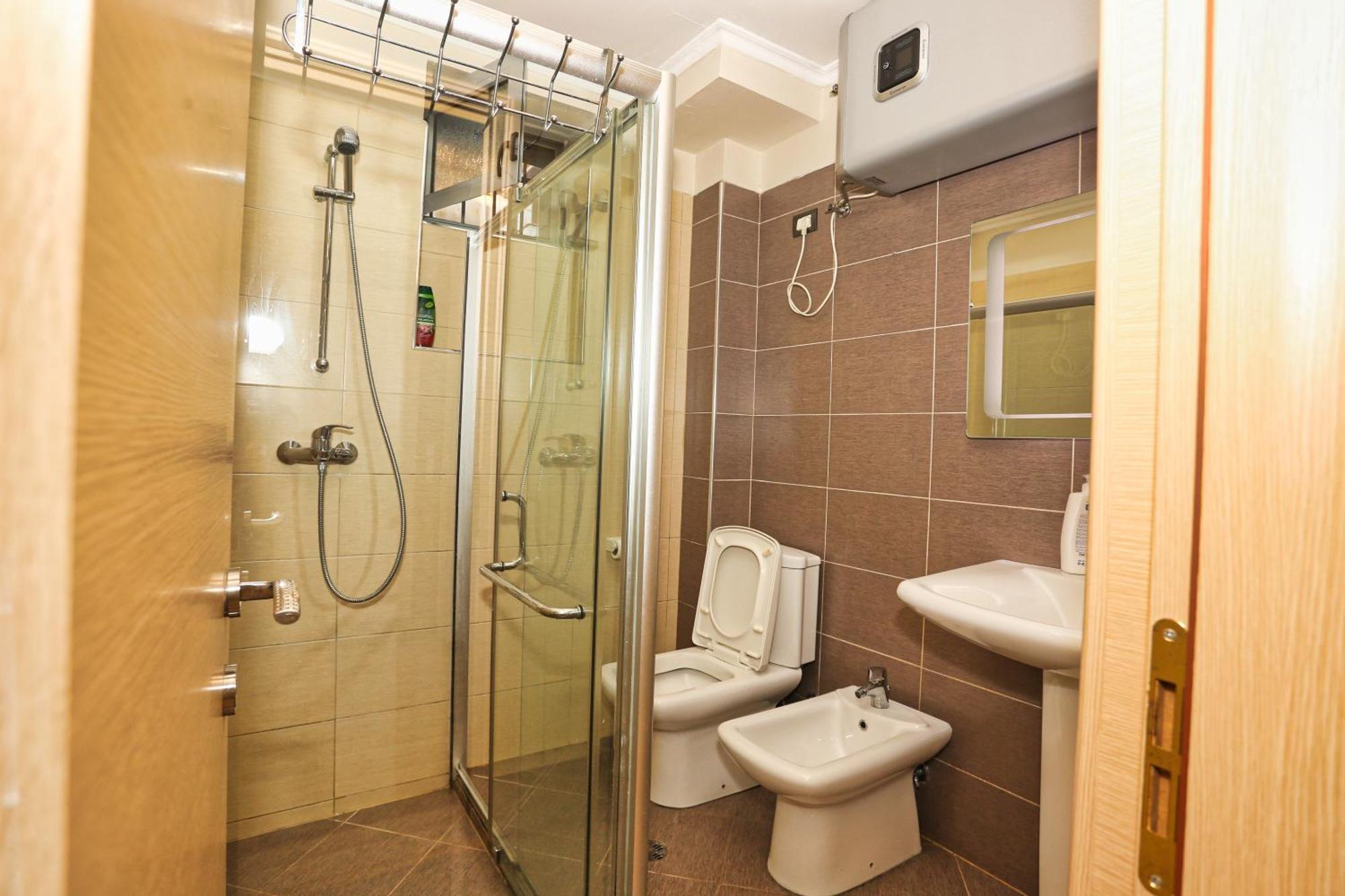 R&B City Center Apartment Tirana Exterior photo