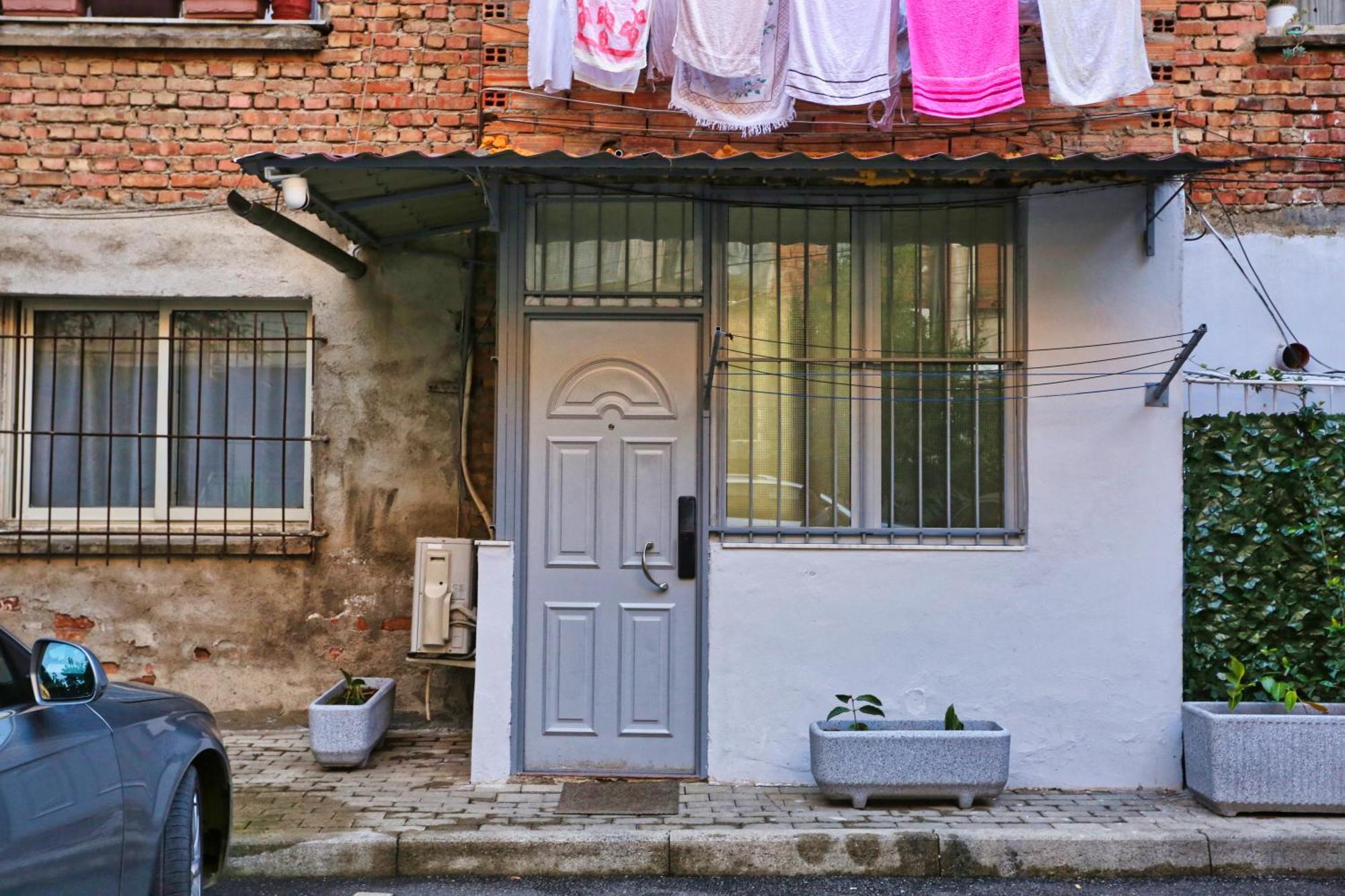 R&B City Center Apartment Tirana Exterior photo