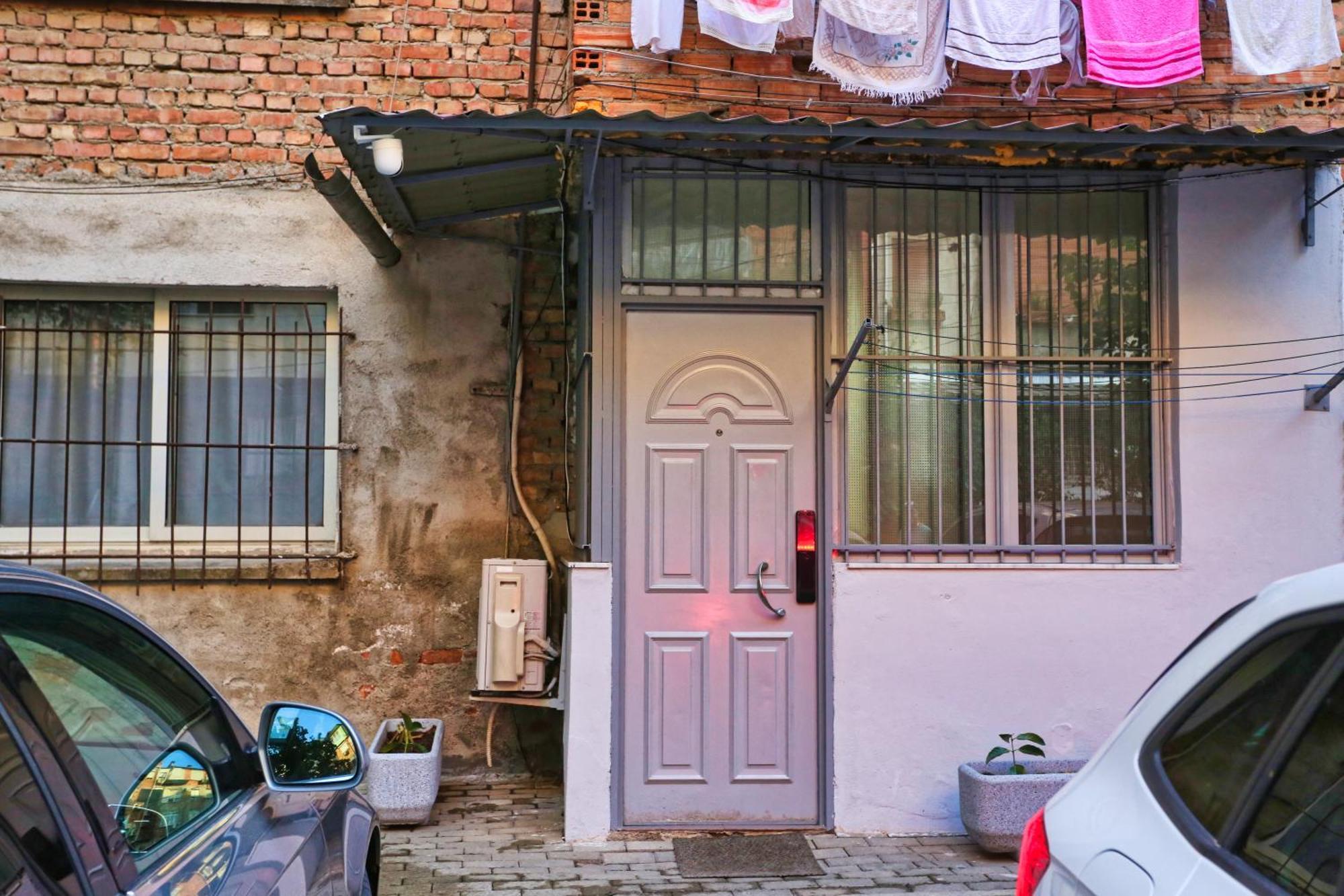 R&B City Center Apartment Tirana Exterior photo